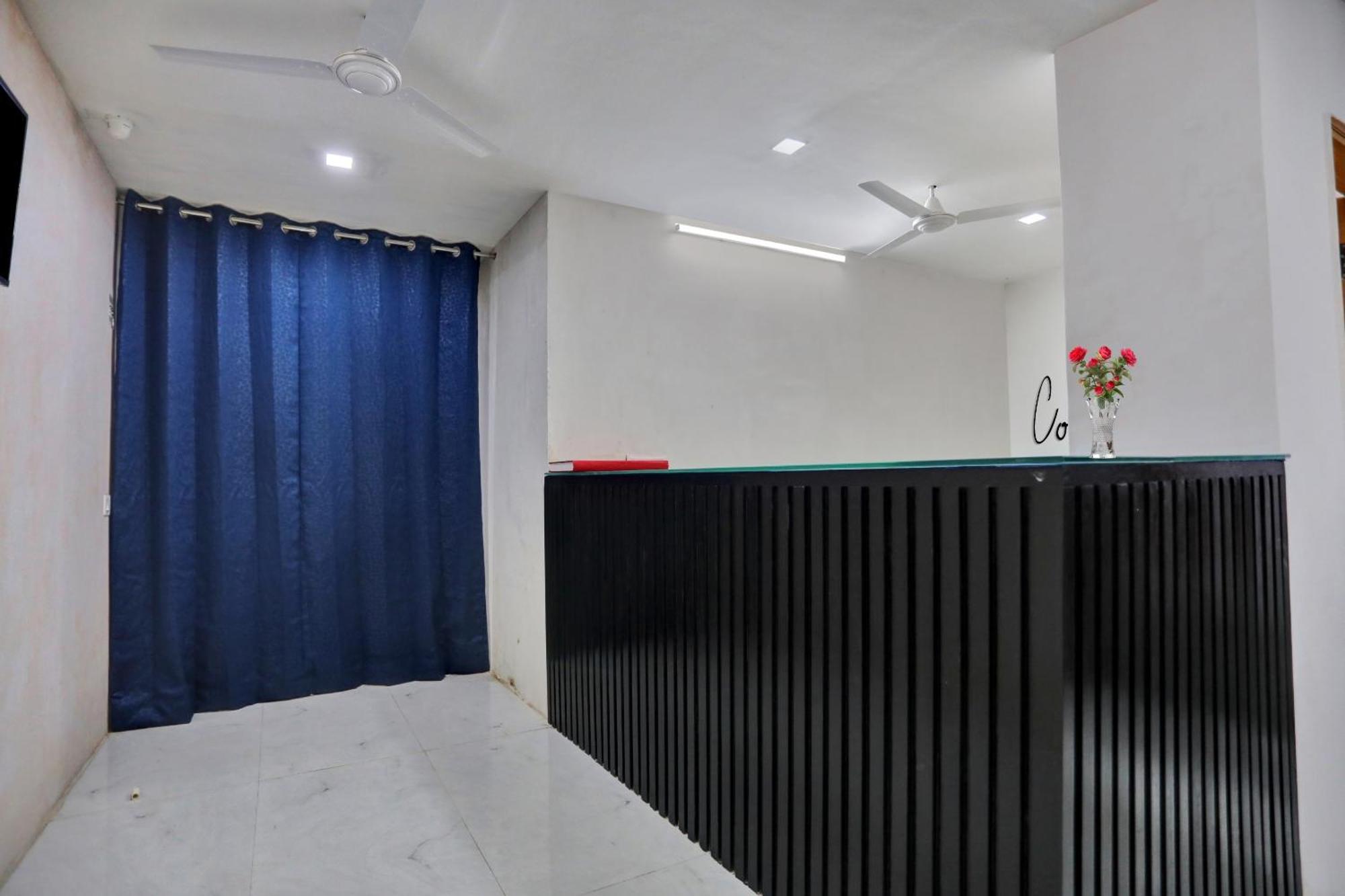 Super Townhouse The Arrow Near Lotus Temple Hotell New Delhi Eksteriør bilde